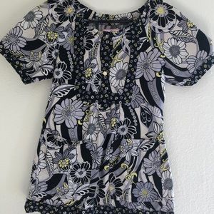 Scrub top